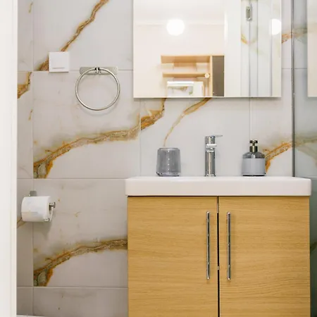 Homevision - Downtown Lamda