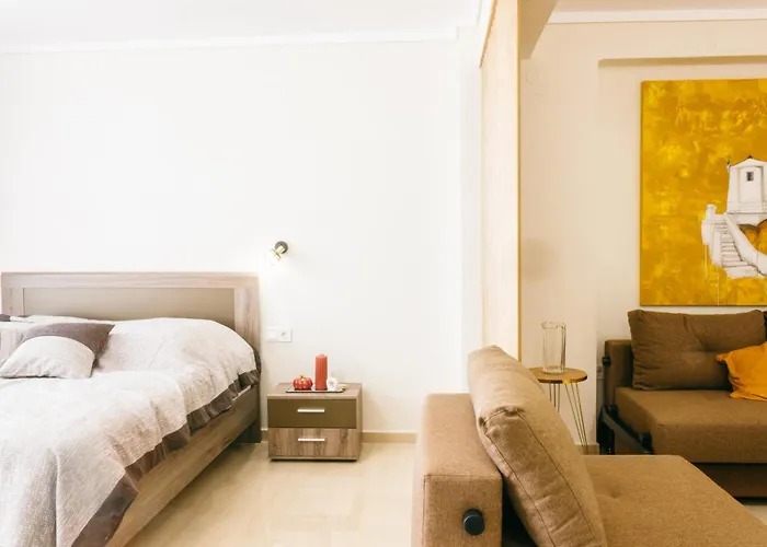 Homevision - Downtown Lamda Apartment